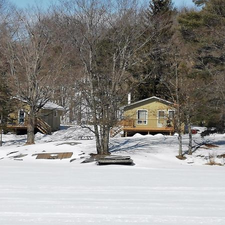 Muskoka Shores Cottages Порт-Карлинг Экстерьер фото