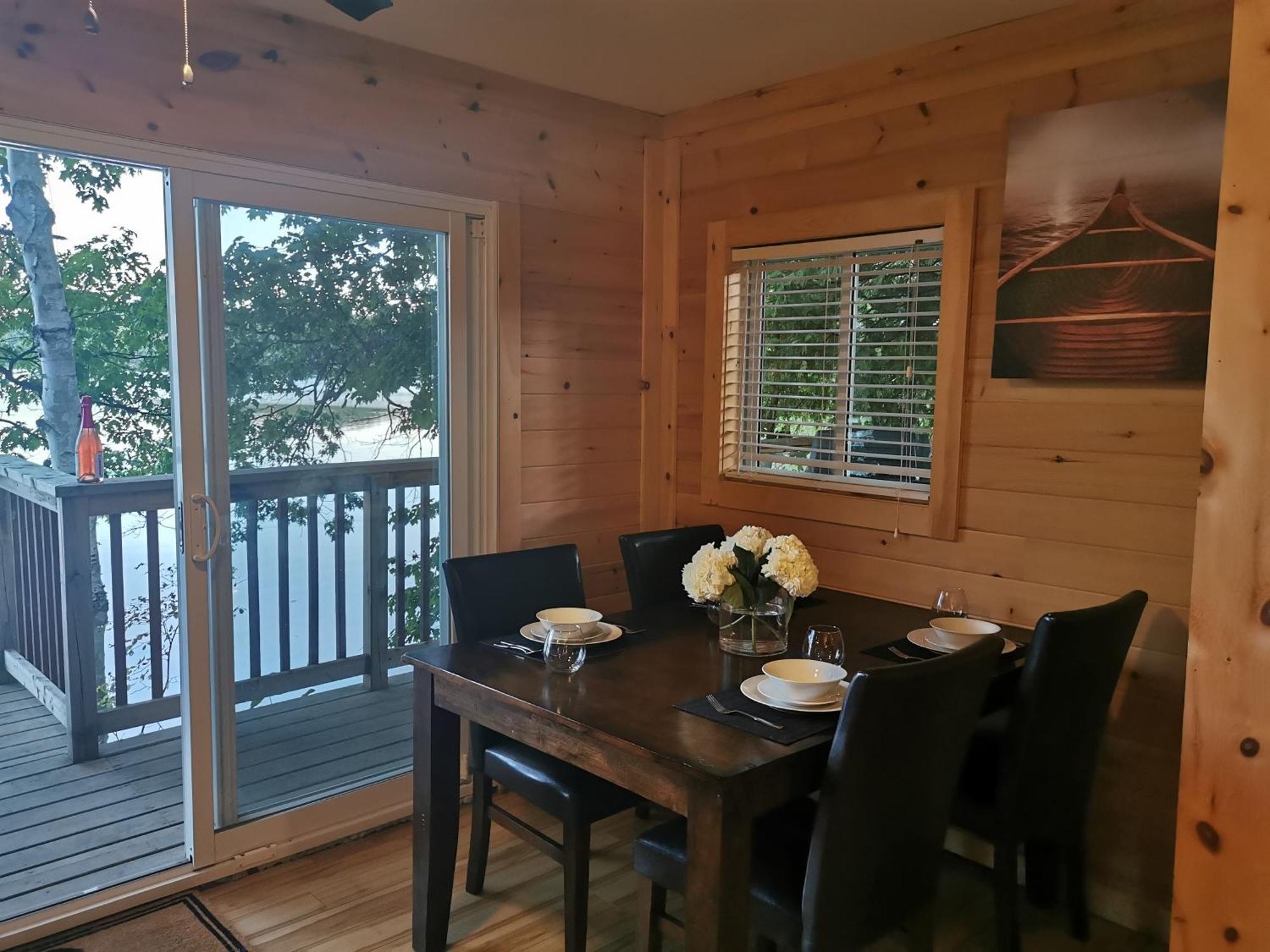 Muskoka Shores Cottages Порт-Карлинг Экстерьер фото